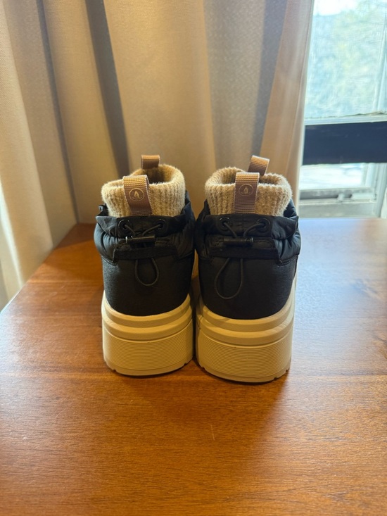 Quilted Black Winter Ankle Boots with Tan Platform Sole - Picture 7 of 8